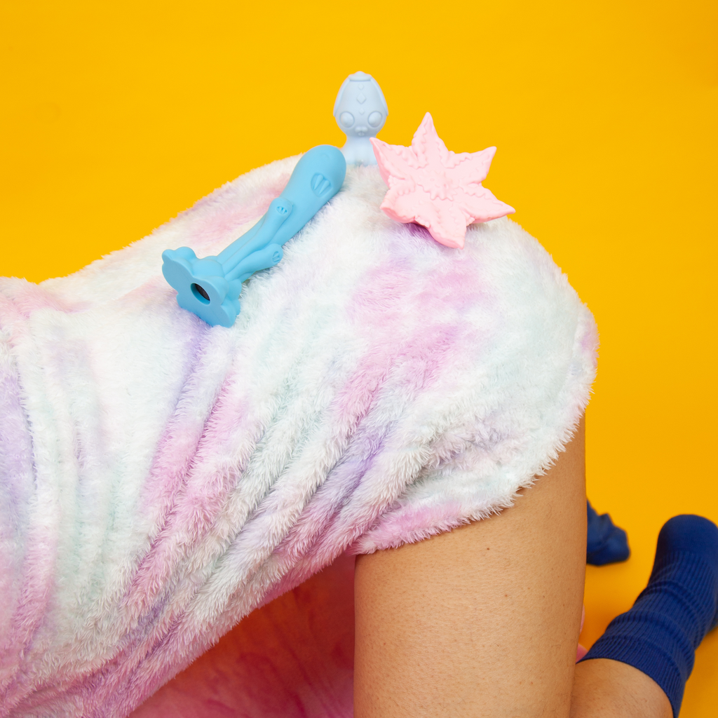 その他 FAKETOY STICKY FRIEND a girl 3 Unique Powerful Vibrators, USB Rechargeable & High Quality